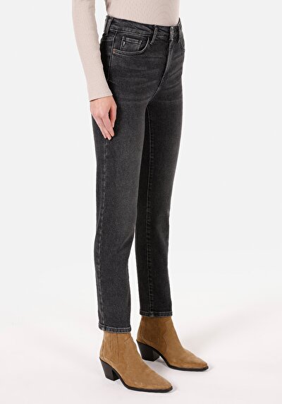 Image de 703 Carla Pantalon Bleu Narrow Leg Medium Rise En Jean Slim Fit Femme