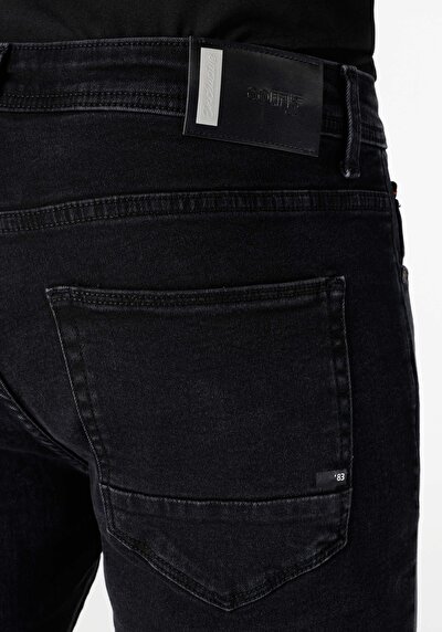 Afficher les détails de 044 Karl Pantalon Noir   En  Straight Fit Homme