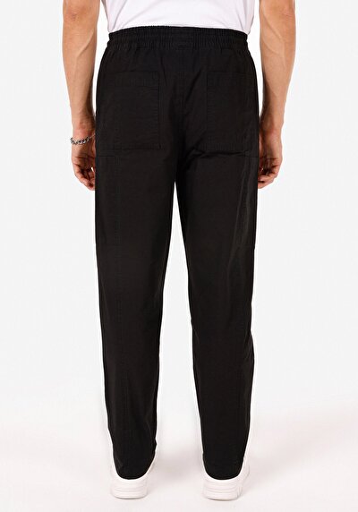 Image de Pantalon Noir Wide Leg Medium Rise En Sergé Relaxed Fit Homme