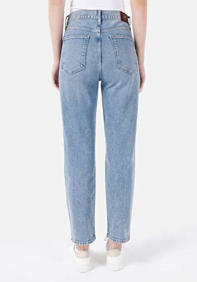 Image de 891 Maya Pantalon Tapered Leg Medium Rise En Slim Fit Femme