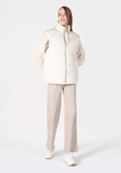 Afficher les détails de Gilet Ecru Regular Fit Femme