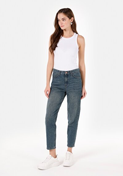 Image de 896 Maria Pantalon Bleu Tapered Leg En Mom Fit Femme