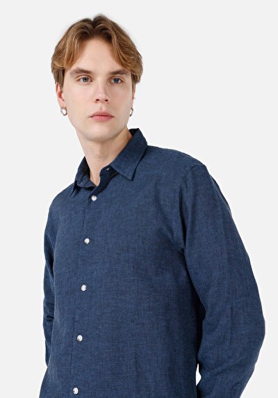 Afficher les détails de Chemise À Manches Longues Marine Comfort Fit   Homme