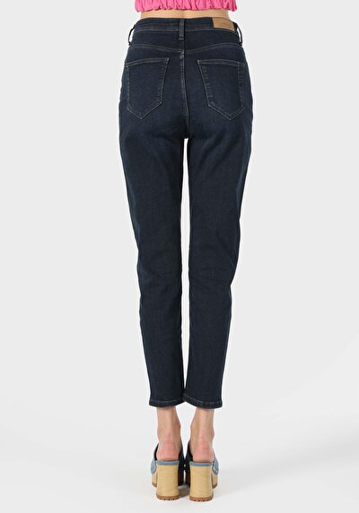 Image de 896 Maria Pantalon Bleu Foncé Tapered Leg En Mom Fit Femme