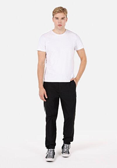 Image de Pantalon Noir Straight Leg Medium Rise En Sergé Regular Fit Homme