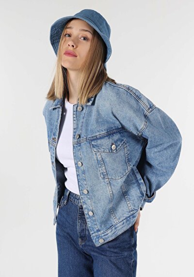 Afficher les détails de Veste De Blazer Bleu Oversize Fit   Femme