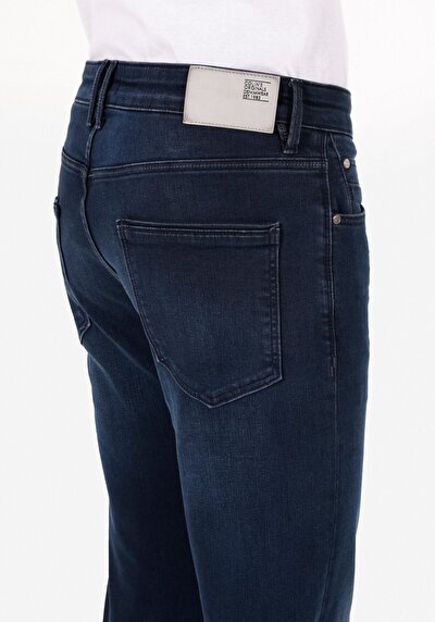 Afficher les détails de 035 Ryan Pantalon Bleu Skinny  Leg High Rise En Jean Skinny Fit Homme