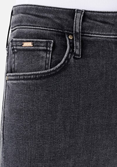 Afficher les détails de 759 Lara Pantalon Noir   En  Skinny Fit Femme