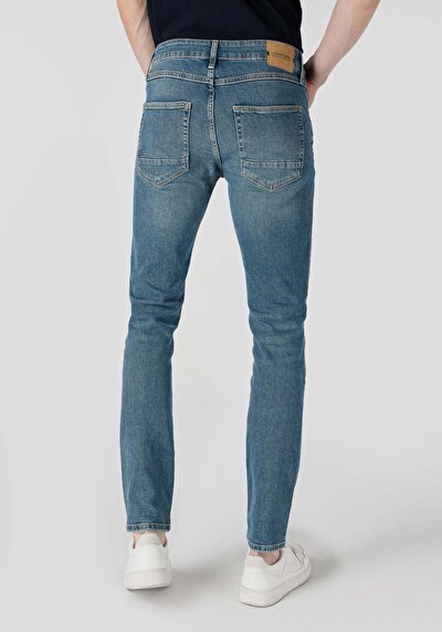 Image de 044 Karl Pantalon Denim Straight Leg Low Rise En Jean Straight Fit Homme