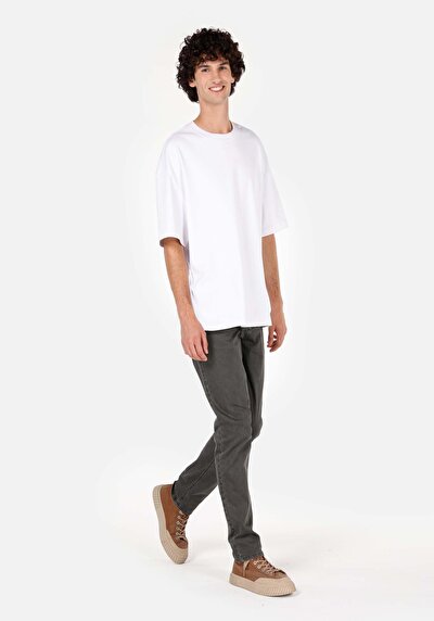 Image de Pantalon Vert Straight Leg Medium Rise En Sergé Straight Fit Homme
