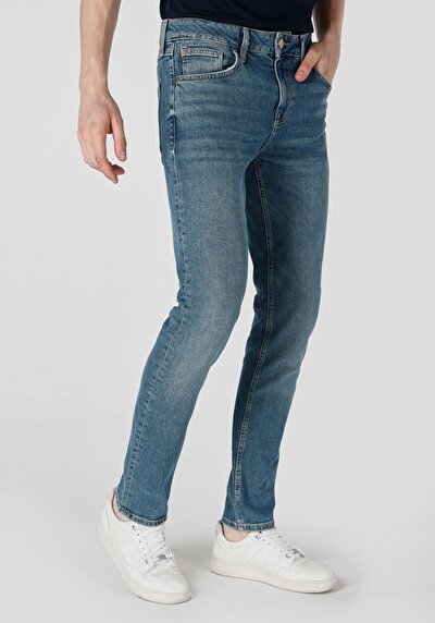 Image de 044 Karl Pantalon Denim Straight Leg Low Rise En Jean Straight Fit Homme