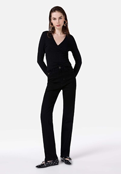 Image de 792 Mila Pantalon Noir En Regular Fit Femme