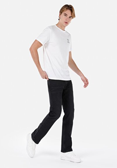 Image de 045 David Pantalon Denim Straight Leg Medium Rise En  Regular Fit Homme