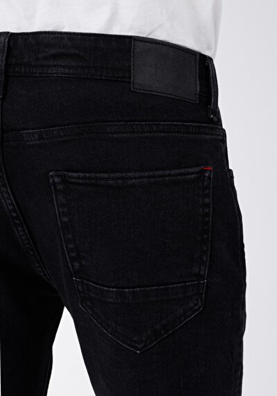 Afficher les détails de 045 David Pantalon Denim Straight Leg Medium Rise En  Regular Fit Homme