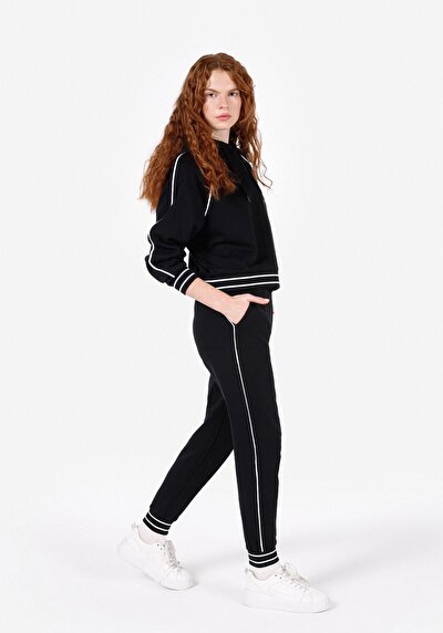 Image de Pantalon De Survêtement Noir Regular Fit Femme