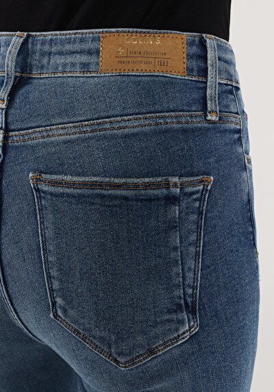 Afficher les détails de 703 Carla Pantalon Bleu   En  Slim Fit Femme