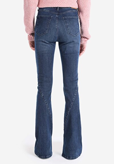 Image de 791 Monica Pantalon Denim En Regular Fit Femme