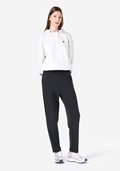 Afficher les détails de Pantalon De Survêtement Noir Regular Fit Femme