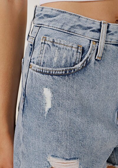 Afficher les détails de Short Bleu Regular Fit Femme