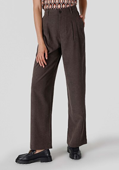 Afficher les détails de Pantalon Marron   En   Femme