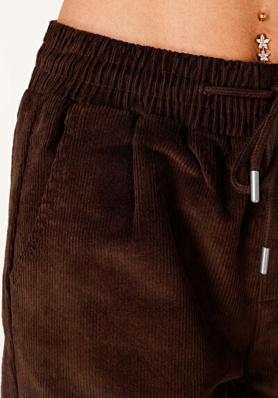 Afficher les détails de Pantalon Marron   En   Femme