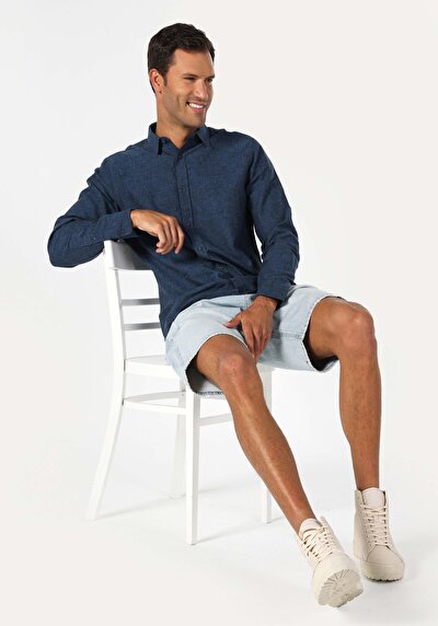 Afficher les détails de Chemise À Manches Longues Marine Comfort Fit   Homme