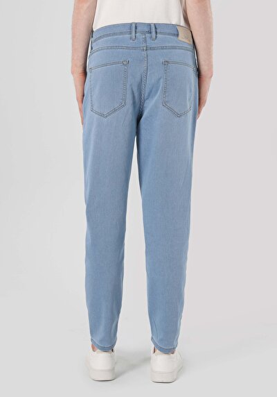 Afficher les détails de Pantalon Bleu Düz Paça Medium Rise En  Straight Fit Homme