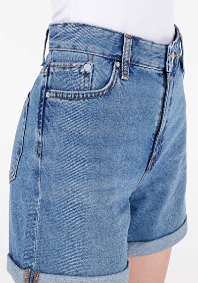 Afficher les détails de Short  Mom Fit Femme