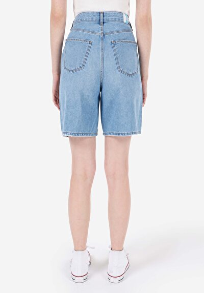 Afficher les détails de Short Bleu Regular Fit Femme