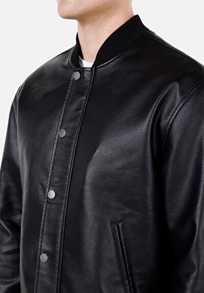 Afficher les détails de Veste Pu Noir   Regular Fit Homme