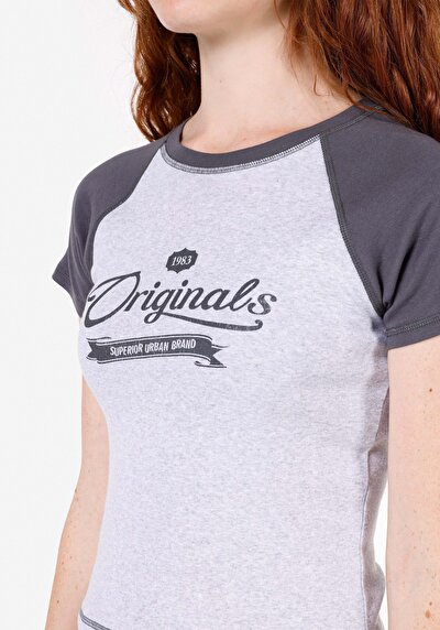 Image de T-shirt À Manches Courtes Gris Slim Fit Imprimé Femme