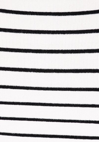 Image de Tricot Blanc Slim Fit  Femme