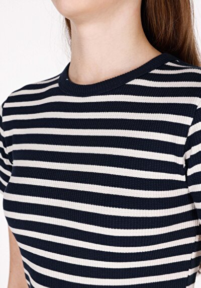 Image de T-shirt À Manches Courtes Marine Slim Fit Rayé Femme