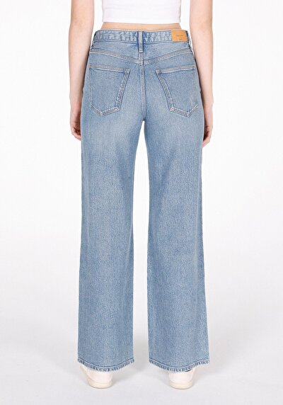 Image de 970 Berry Pantalon En Jean Regular Fit Femme