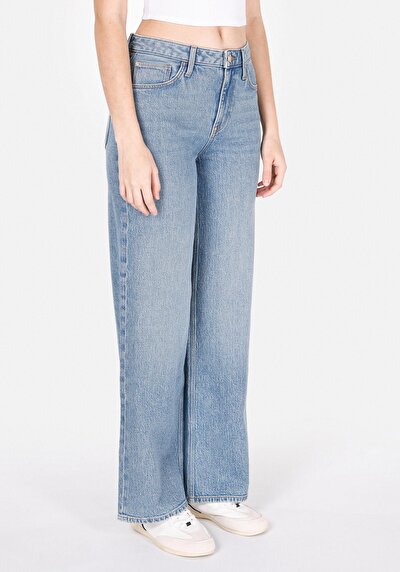 Image de 970 Berry Pantalon En Jean Regular Fit Femme