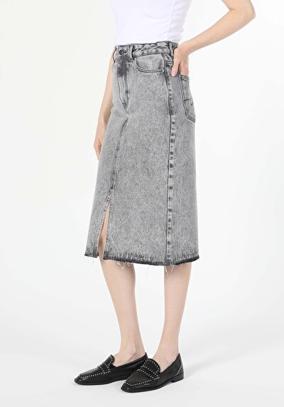 Afficher les détails de Jupe Denim Slim Fit    Femme