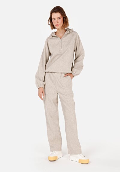 Afficher les détails de Pantalon De Survêtement Beige Regular Fit Femme