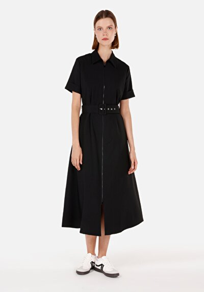 Image de Robe Noir Regular Fit Manches Courtes Mdi Sergé Femme
