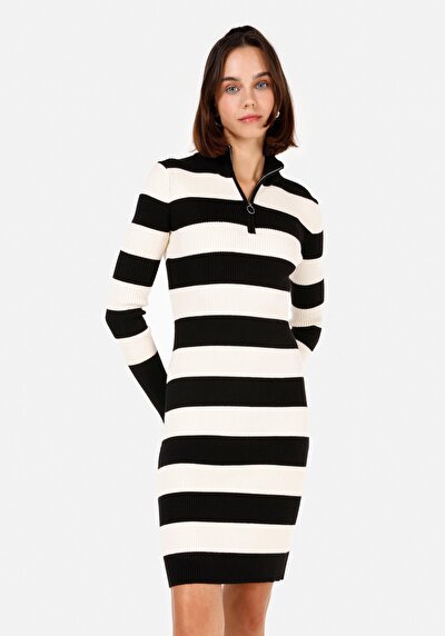 Image de Robe Noir Slim Fit Manches Longues Mdi Tricots Femme