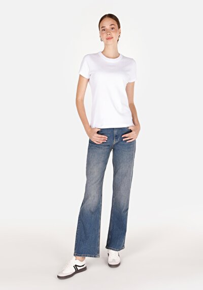 Afficher les détails de 880 Elisa Pantalon Bleu Straight Leg Medium Rise En Jean Straight Fit Femme