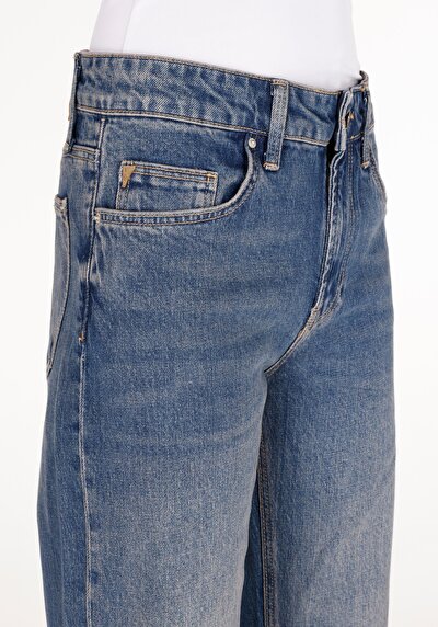 Afficher les détails de 880 Elisa Pantalon Bleu Straight Leg Medium Rise En Jean Straight Fit Femme
