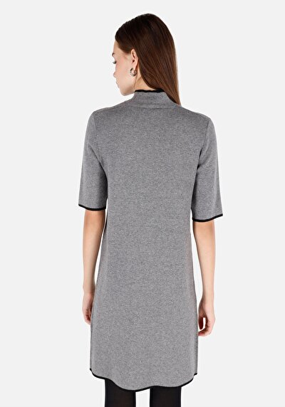 Image de Robe Gris Regular Fit Manches Courtes   Femme
