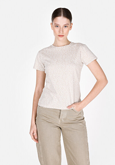Image de T-shirt À Manches Courtes Beige Slim Fit Imprimé Femme
