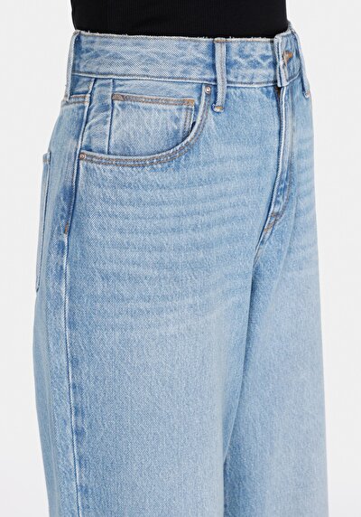 Image de 970 Berry Pantalon    En Jean Regular Fit Femme