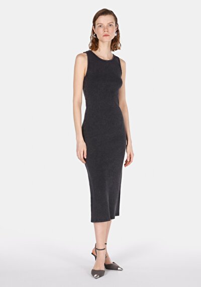 Image de Robe Anthracite Slim Fit Sans Manches Mdi Côtelé Femme