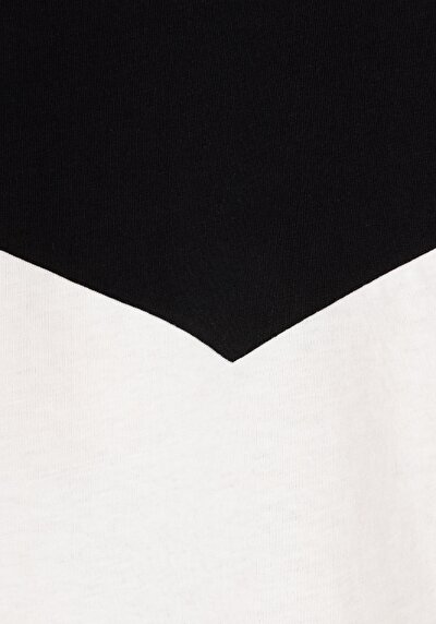 Image de T-shirt À Manches Courtes Noir Regular Fit Imprimé Femme