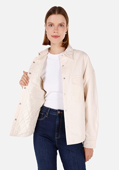 Afficher les détails de Chemise À Manches Longues Ecru Relaxed Fit Droit Sergé Femme