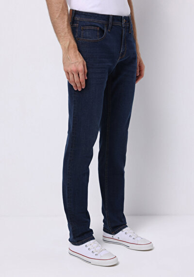 Image de 044 Karl Pantalon Denim Straight Leg Low Rise En Jean Straight Fit Homme
