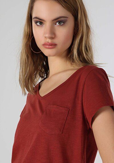 Afficher les détails de T-shirt À Manches Courtes Rouge Regular Fit  Femme