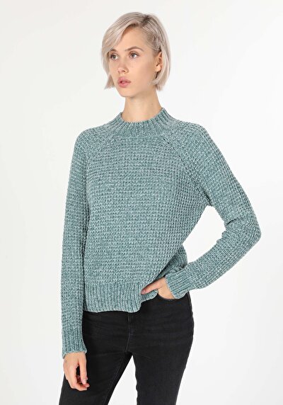 Afficher les détails de Pull Vert Regular Fit   Femme